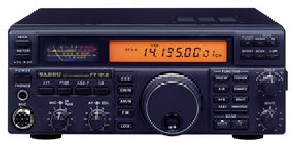 Picture of a Yaesu FT840 transceiver linked to a bigger picture